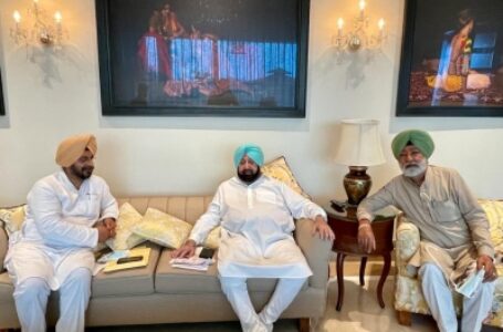 आखिर अमरिंदर सिद्धू के ‘राज्याभिषेक’ में शामिल होने के लिए हुए राजी