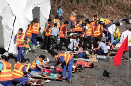 फिलीपींस वायु सेना के विमान दुर्घटना में 17 लोगों की मौत