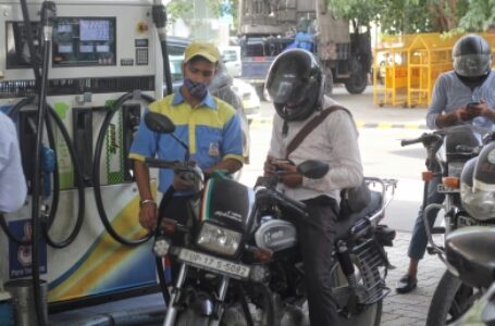 ईंधन उपभोक्ताओं को मिली राहत, पेट्रोल, डीजल की कीमतों में कोई संशोधन नहीं