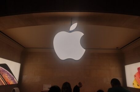 एप्पल का कहना है कि चिप की कमी से आईफोन उत्पादन हो सकती है प्रभावित: रिपोर्ट