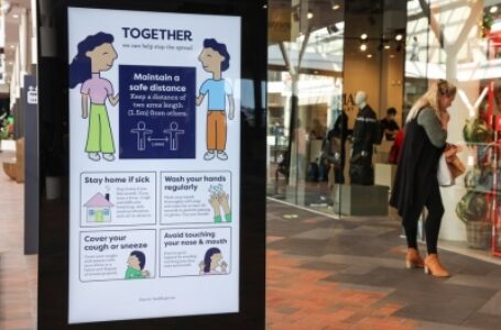 कोविड मामले बढ़ने के कारण आधे ऑस्ट्रेलिया में फिर से लॉकडाउन