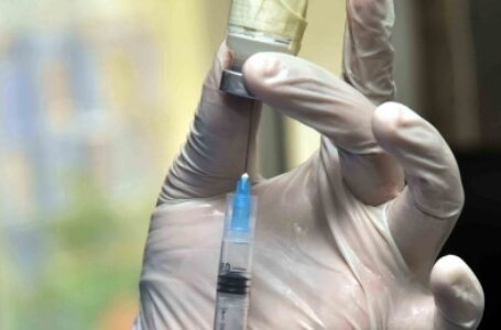 यूपी में एक करोड़ लोगों का पूर्ण टीकाकरण