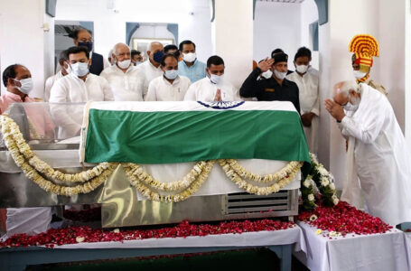 मोदी ने पूर्व मुख्यमंत्री कल्याण सिंह को लखनऊ पहुंचकर दी श्रद्धांजलि