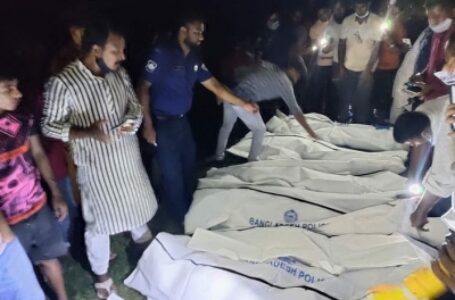 बांग्लादेश : नाव पलटने से 21 की मौत