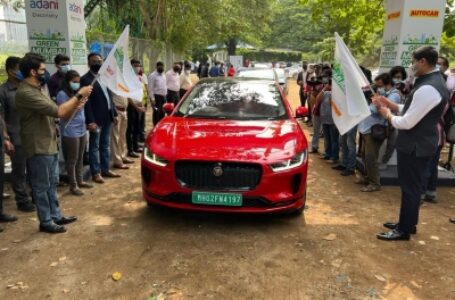 मुंबई में प्रदूषण से निपटने के लिए निकाली गई पहली इलेक्ट्रिक कार रैली