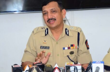अवैध फोन टैप मामला : मुंबई पुलिस ने जांच के लिए सीबीआई प्रमुख को तलब किया