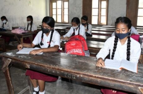 ओडिशा सरकार ने कक्षा 8 से 12 तक के स्कूलों को फिर से खोलने का दिया निर्देश