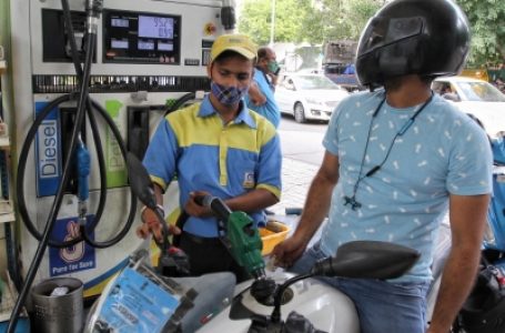 दिवाली के बाद से डीजल, पेट्रोल की कीमतों में कोई बदलाव नहीं