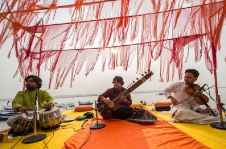 वाराणसी में संगीतमय समारोह के साथ हुई महिंद्रा कबीरा 2021 की शुरूआत