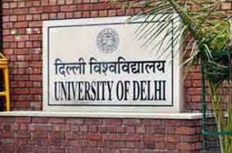 दिल्ली सरकार के वित्तपोषित 12 कॉलेजों में वेतन न मिलने पर 6000 से अधिक शिक्षकों ने किया विरोध