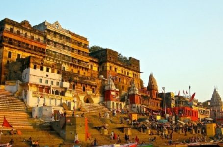 काशी संतों ने कश्मीर में नष्ट किए गए मंदिरों की संख्या पता लगाने की मांग की