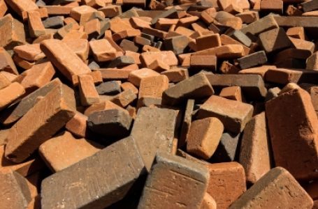 दिल्ली के केशवपुरम में दीवार गिरने से 2 की मौत