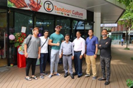 घर से 1500 रुपये लेकर निकले झारखंड के इस शख्स ने सिंगापुर में खोल दिया रेस्तरां का चेन