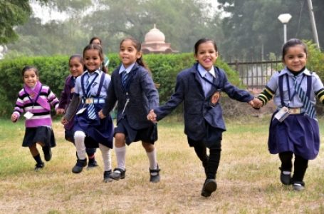 दिल्ली के स्कूलों में ‘नो-डिटेंशन’ नीति खत्म करने के खिलाफ हैं अभिभावक