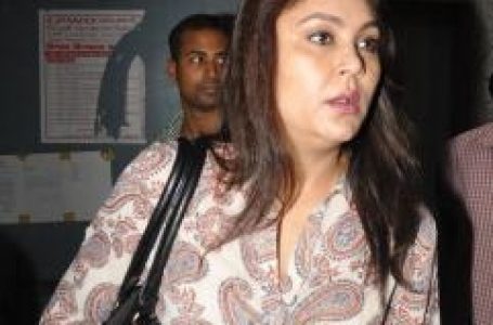 असम के सीएम की पत्नी ने मनीष सिसोदिया पर 100 करोड़ रुपये का मानहानि मुकदमा किया