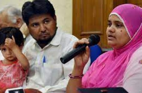 बिलकिस बानो सामूहिक बलात्कार के दोषीयों की रिहाई, महिलाओं का अपमान: सामजिक कार्यकर्ता