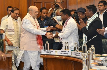 असम के 5 उग्रवादी समूहों के साथ शांति समझौता, 1 हजार करोड़ के पैकेज की घोषणा