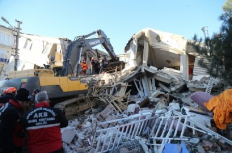 तुर्की में 7.8 तीव्रता का भूकंप, 50 की मौत