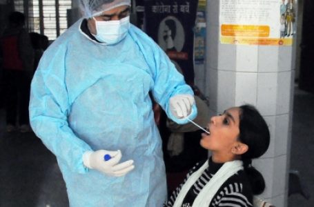 भारत में 24 घंटे में 699 नए कोविड मामले, दो मौतें
