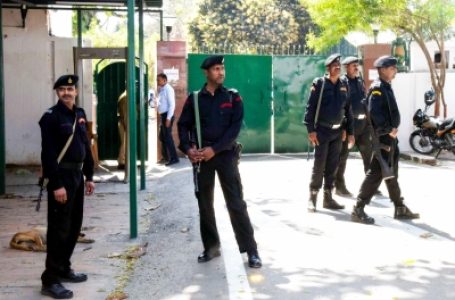 नौकरी के बदले जमीन घोटाला: पूछताछ के लिए राबड़ी देवी के पटना आवास पहुंची सीबीआई