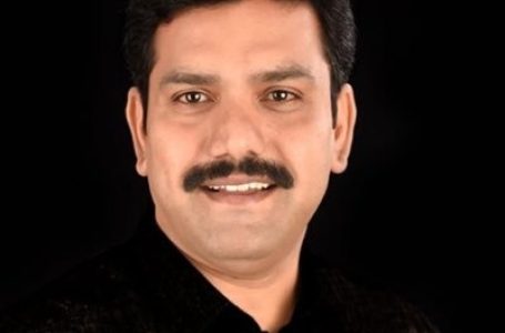येदियुरप्पा के बेटे के साथ शाह के गर्मजोशी दिखाने पर पार्टी में छिडी़ बहस