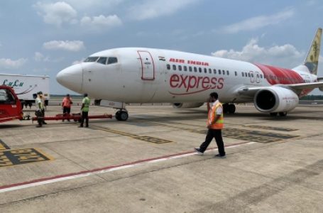 तीन दिनों में एयर इंडिया एक्सप्रेस की तीसरी उड़ान में आई खराबी