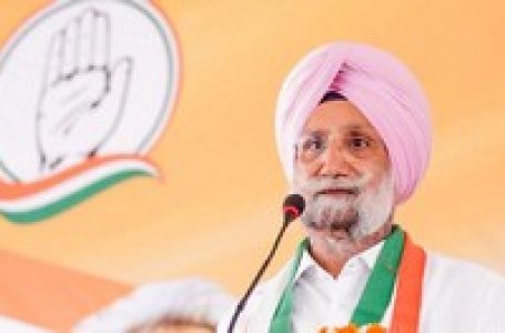 पीएम मोदी सिखों को कर रहे बदनाम : रंधावा