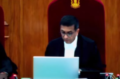 सुप्रीम कोर्ट ने चुनाव आयोग से दो सप्ताह के भीतर चुनावी बॉन्ड के माध्यम से प्राप्त फंड का डेटा मांगा