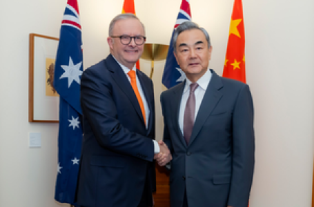 ऑस्ट्रेलियाई प्रधानमंत्री ने चीनी विदेश मंत्री से मुलाकात की