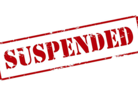 दिल्ली: सड़क पर नमाज पढ़ रहे लोगों को लात मारने के आरोप में एसआई निलंबित