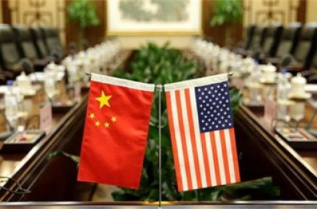 अमेरिका ने चीनी उत्पादों पर लगाई पाबंदी, दोनों देशों के बीच गहराया व्यापार युद्ध का संकट