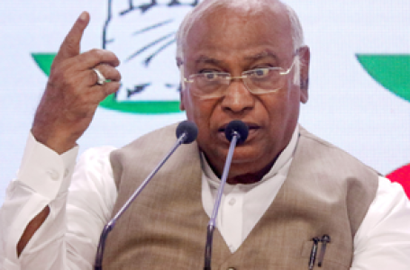 बजट में कटैती कर शिक्षा व्यवस्था को नष्ट करना चाहती है भाजपा-आरएसएस : खड़गे