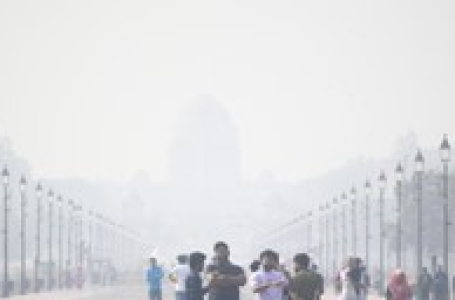 दिल्ली-एनसीआर में नहीं सुधर रहे हालात, ‘बहुत खराब’ श्रेणी में वायु गुणवत्ता बरकार