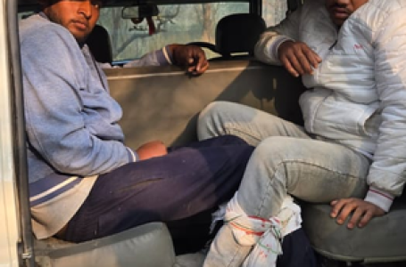 ग्रेटर नोएडा : पुलिस और बदमाशों के बीच मुठभेड़, तीन गिरफ्तार, अवैध हथियार और चोरी का ट्रैक्टर बरामद