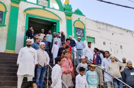 यूपी : संभल में शांति के साथ संपन्न हुई जुमे की नमाज