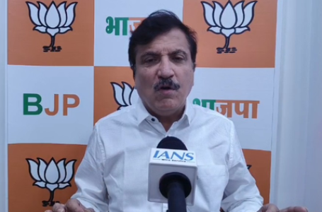 नासिक में सतपीर दरगाह पर बुलडोजर एक्शन के दौरान पुलिस पर पथराव, भाजपा बोली- दोषियों पर होगी कार्रवाई