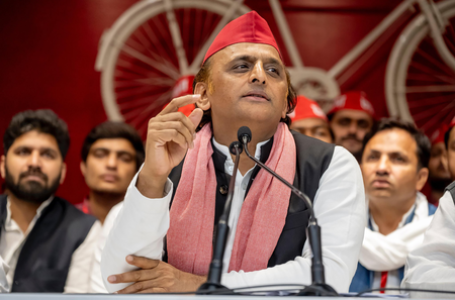 समाज पर कितना अत्याचार कम इशारे से ही कुछ कह दीजिए : अखिलेश यादव