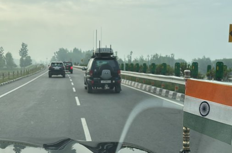 ‘पाकिस्तानी ड्रोन के असफल हमले के बाद स्थिति का जायजा लेने’ जम्मू निकले उमर अब्दुल्ला