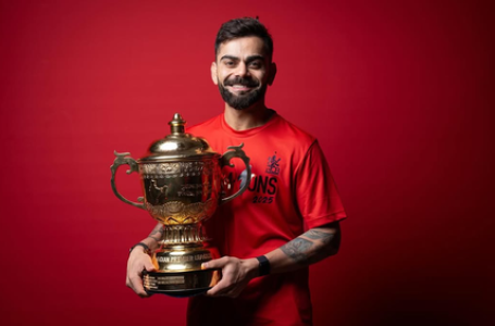 ‘मुझे आपने 18 साल इंतजार करवाया’… आईपीएल ट्रॉफी जीतने के बाद इमोशनल हुए विराट कोहली