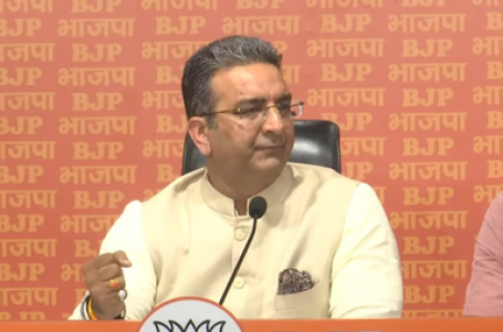 भाजपा ने खड़गे पर लगाया राष्ट्रपति मुर्मू-पूर्व राष्ट्रपति कोविंद के अपमान का आरोप, बोले- माफी मांगे कांग्रेस