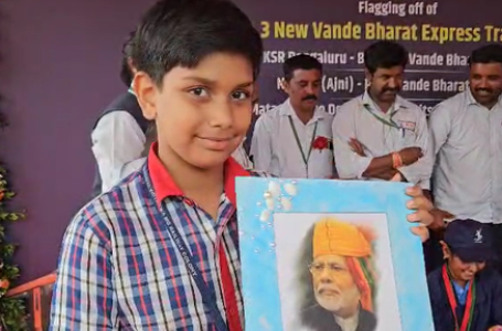 बेंगलुरु: वंदे भारत की सौगात पाकर बोले लोग खुश, कहा- पीएम मोदी ऐतिहासिक कार्य कर रहे हैं