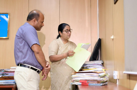 आईएसबीटी में गंदगी देख सीएम रेखा गुप्ता को आया गुस्सा, कर्मचारियों से किया नए ऑफिस का वादा