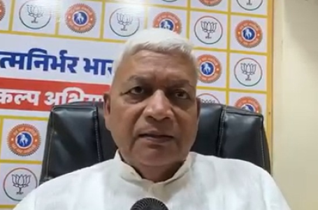 बिहार में घोटालेबाज जीते या फिर सुशासन, लोग खुद तय करें: भाजपा सांसद दामोदर अग्रवाल