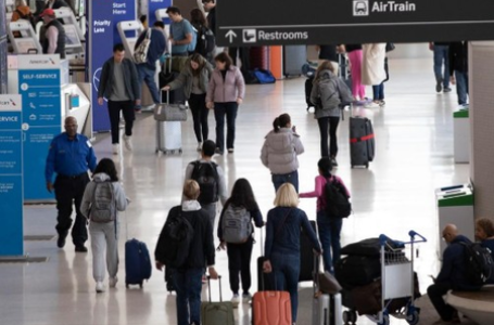 शटडाउन के कारण हजारों अमेरिकी उड़ानों में देरी