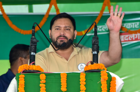 बिहार: मोकामा में दुलारचंद यादव की हत्या पर तेजस्वी यादव ने पूछा, बंदूक लेकर कैसे घूम रहे लोग?