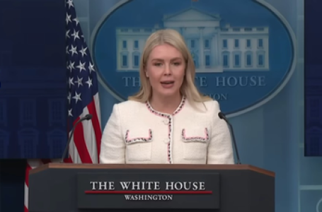 एच-1बी वीजा बदलाव के बीच व्हाइट हाउस ने फिर दोहराया ‘अमेरिका फर्स्ट’ का रुख