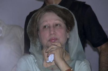 इलाज के लिए विदेश जाने लायक फिट नहीं हैं खालिदा जिया, जानें कैसी है पूर्व पीएम की हालत