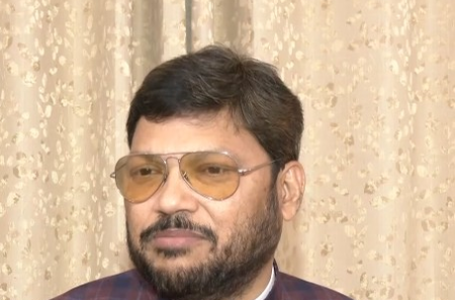 लोकतंत्र में विपक्ष को सुनना सरकार की जिम्‍मेदारी: नीरज कुशवाहा