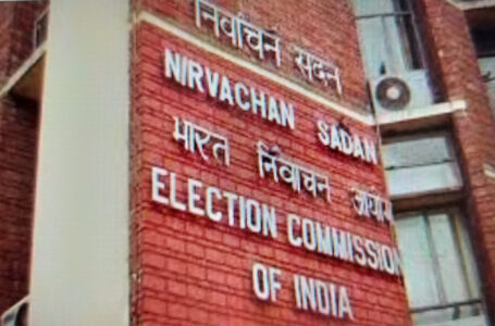 ECI extends ban on physical rallies, road shows till Jan 31
