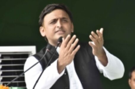 Akhilesh to ally with Shivpal, give him full respect